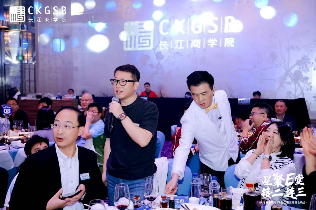 1765266492882201.png 1765266492882201.png